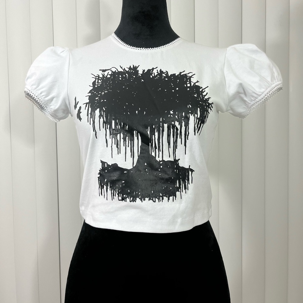 WIDOW Weeping Willow Graphic Babydoll Tee T-Shirt Puff Short Sleeve White Black